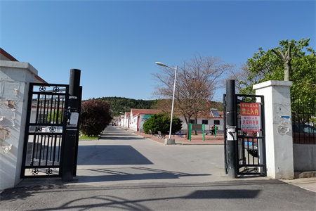 恒大品城3室2厅2卫90万123m2精装出售